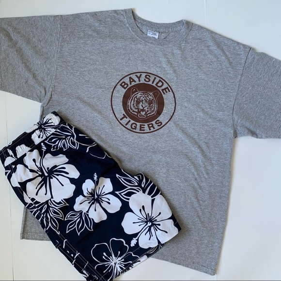 Gildan Bayside High School Tigers Gray T-Shirt XL - Picture 1 of 5